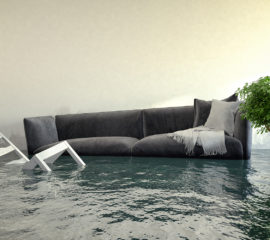 Überschwemmtes Wohnzimmer - Wasserschaden - Hochwasser