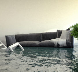Überschwemmtes Wohnzimmer - Wasserschaden - Hochwasser